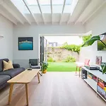 Pass The Keys Peckham House With Garden London